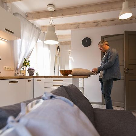 Sunny And Compact Apartment Riga Exterior foto