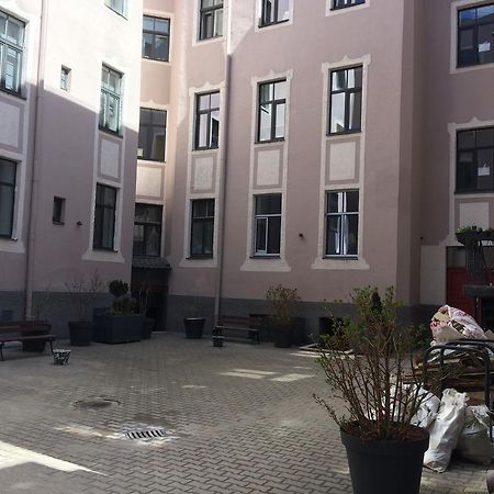 Sunny And Compact Apartment Riga Exterior foto